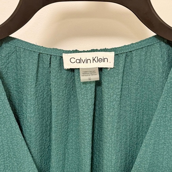 Calvin Klein Green Maxi Dress with V-Neck - Picture 5 of 7